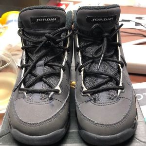 Jordan Retro 9 BT